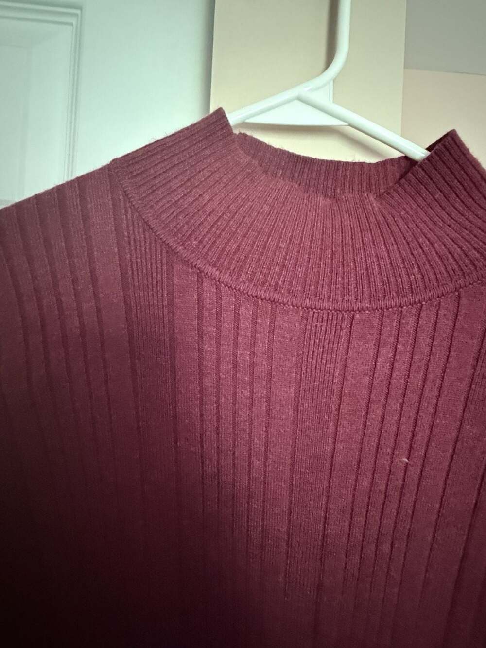 Mossimo Mock Neck Ribbed Sweater Size L Burgundy Long Sleeve - Picture 2 of 5